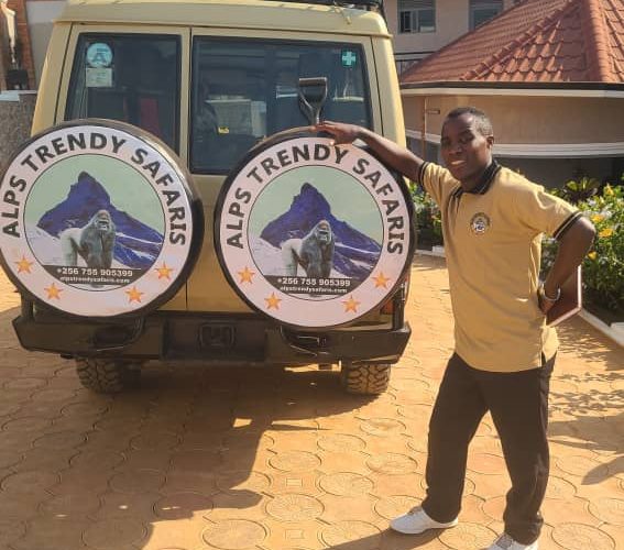 Safari Vehicle by Alps Trendy Safaris